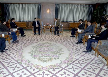 79133441911309051772009-03-04 \