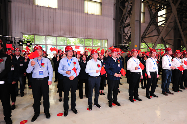 20190920441356.jpg º£ÄÚ×î¸ßº£°Î¿óÒµÏîÄ¿½¹µã×°±¸ÀÖ³ÉÊÔ³µ½»¸¶4.jpg